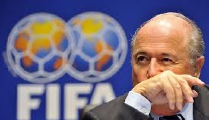 بلاتر يحاول تخفيف غضب البرازيليين من الفيفا