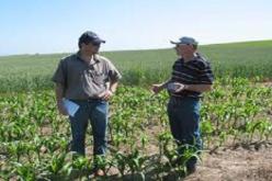 حوالي 200 فلاح بسوق أهراس يستكملون دورات تكوينية لتطوير مهاراتهم