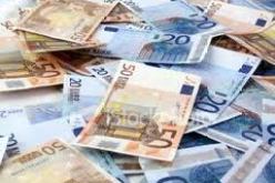 الجمارك تفتح تحقيقات وطنية حول عدم استرجاع أموال المصدرين من العملة الصعبة