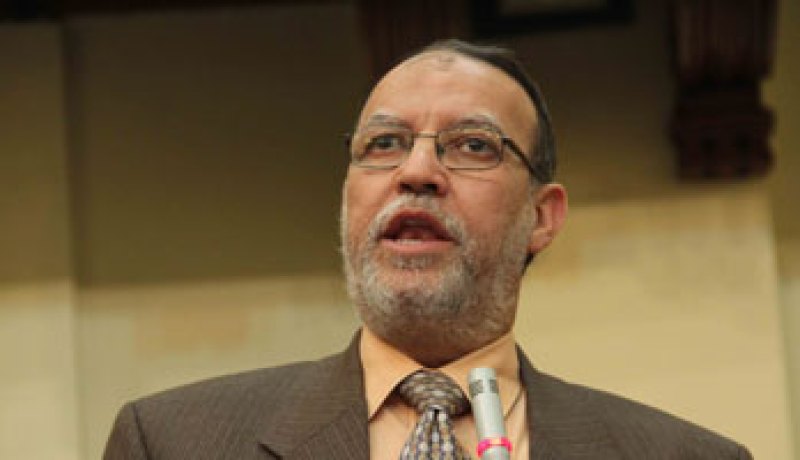 العريان يدعو للاحتشاد أمام مجلس الوزراء لرفض الحكومة