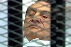 اخلاء سبيل مبارك في قضية كسب غير مشروع وبقائه محبوسا في قضية اخرى