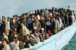 اسبانيا تطرد 32 حراق الى ميناء الغزوات بينهم شيخ مغربي