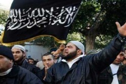 أتباع “أنصار الشريعة” السلفية بتونس يجتاحون مساجد “القيروان”