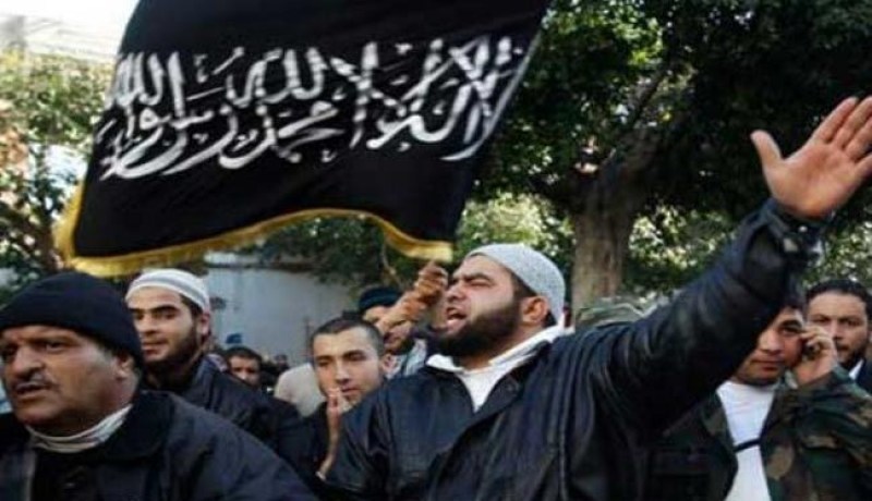 أتباع “أنصار الشريعة” السلفية بتونس يجتاحون مساجد “القيروان”