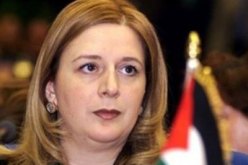ارملة عرفات  منزعجة من التناقضات بين الخبراء