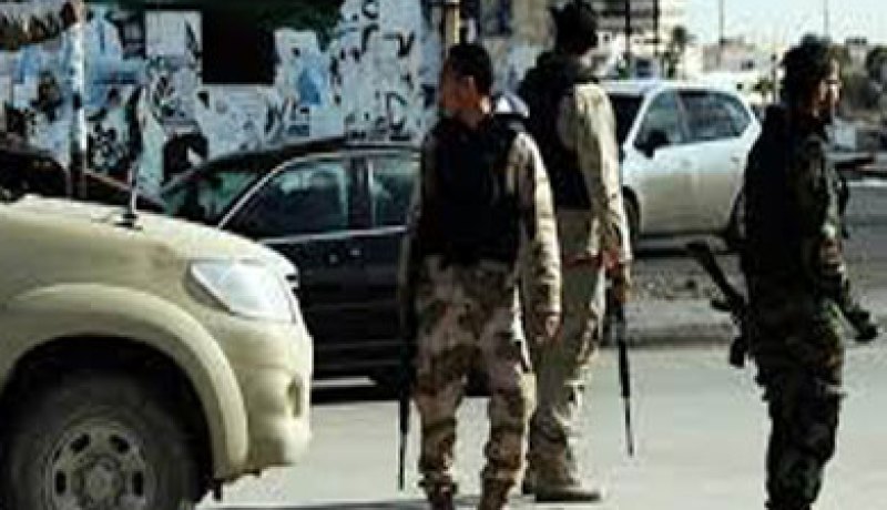 مسلحون يقتلون ضابطين في بنغازي