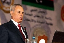 قادة الجيش الليبى يطالبون الحكومة بعدم قبول استقالة وزير الدفاع