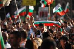 استمرار المظاهرات المطالبة باستقالة الحكومة في بلغاريا لليوم التاسع