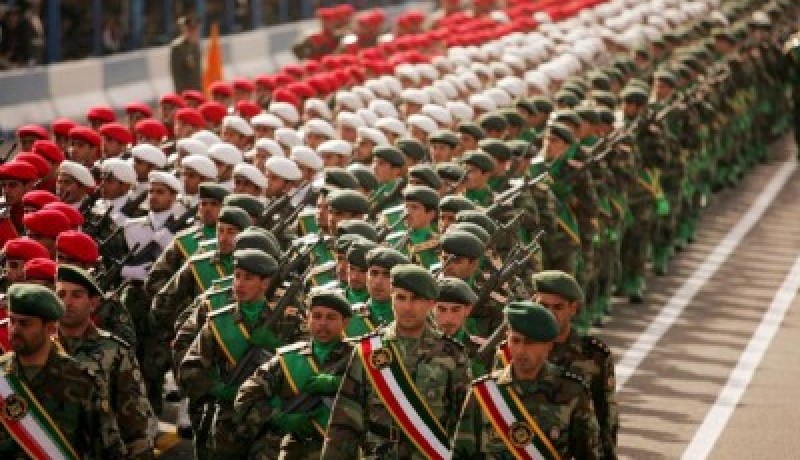 نجاد: وجود جيشنا في منطقة الخليج ضمانة لأمن الخليج