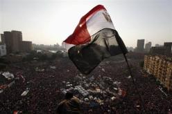 المصريون يتدفقون إلى الشوارع لمطالبة مرسي بالتنحي