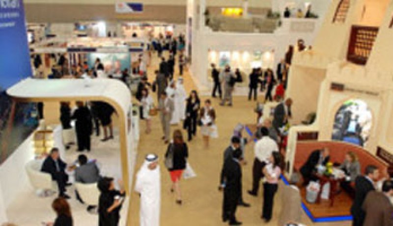 نيجيريا وكوت ديفوار يوقعان اتفاقيات لمكافحة الجريمة ودعم السياحة والتجارة