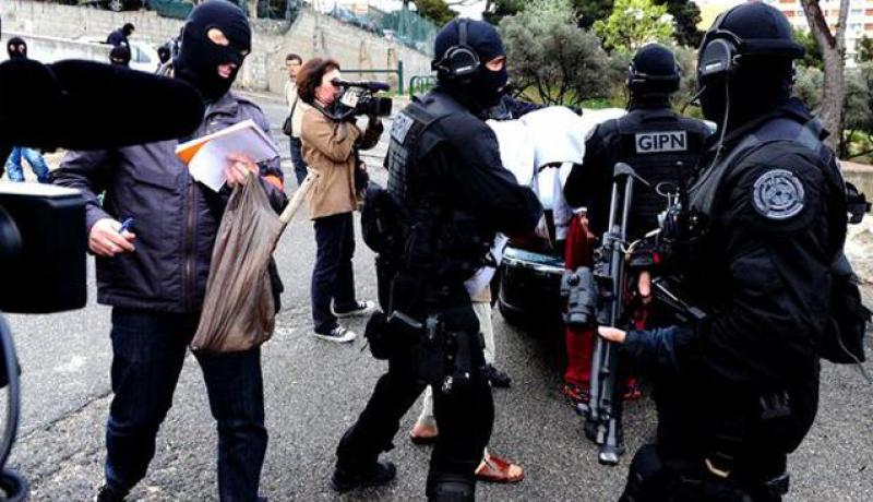 الشرطة الفرنسية تواصل البحث عن مطلق النار في مقر صحيفة ليبراسيون