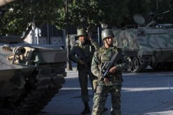 رئيس أركان الجيش التونسى يطلب إعفاءه من مهامه