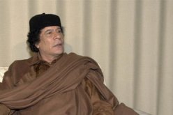 هيومن رايتش ووتش تطالب بالتصدى لتدمير معقل سابق للقذافى
