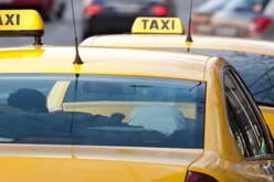 وزارة النقل تفرض على سائقي الأجرة العمل بالعداد بدءا من اليوم