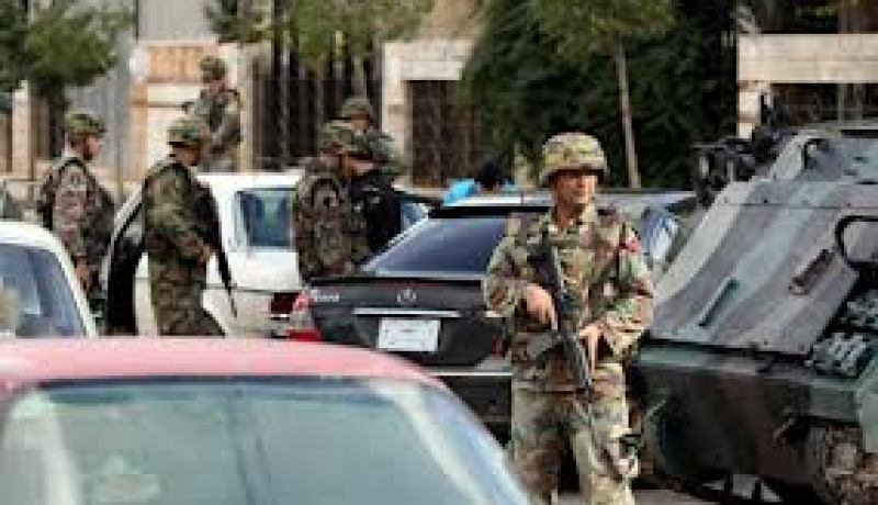 توتر أمني في طرابلس والجيش اللبناني يتدخل ﻻعادة الهدوء