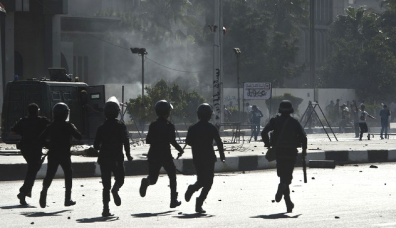 مقتل ضابطين مصريين أحدهما أثناء ملاحقة المطلوبين في اغتيال المقدم مبروك