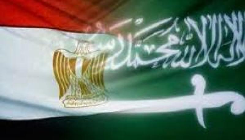 السعودية ترحل 13 مصريا بعد خلافات مع كفيلهم