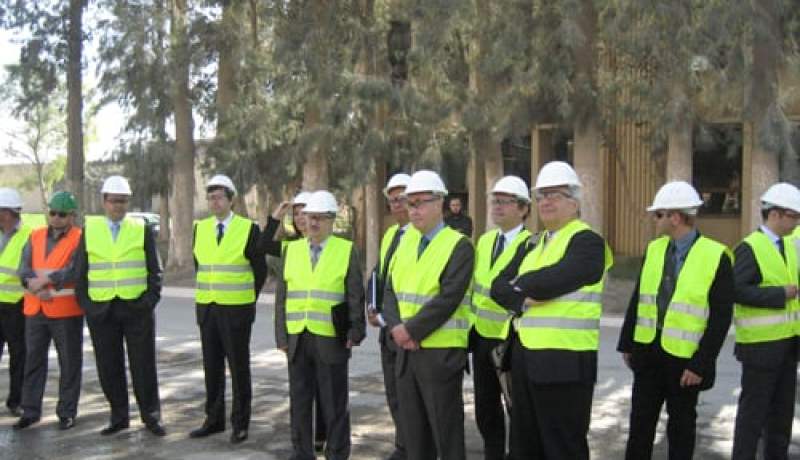 المجمع الفرنسي لافارج يفتح بالجزائر مخبره الرابع حول البحث في العالم