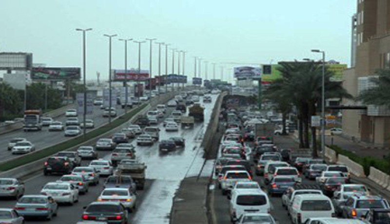 إعادة فتح الطرقات لحركة المرور بالجزائر العاصمة