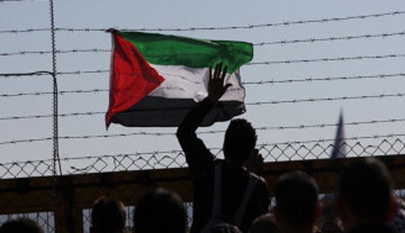 احتجاج فلسطيني أمام سجن إسرائيلي تضامنا مع أسرى أردنيين