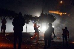 مصر: إصابات في “ميدان التحرير” في اشتباكات بين مسلحين ومعتصمين