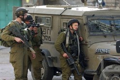 إسرائيل تعتقل 100 فلسطيني بالقدس