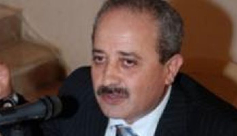 محمد المراد يدعو مفتى لبنان للاستقالة تجنباً للعزل