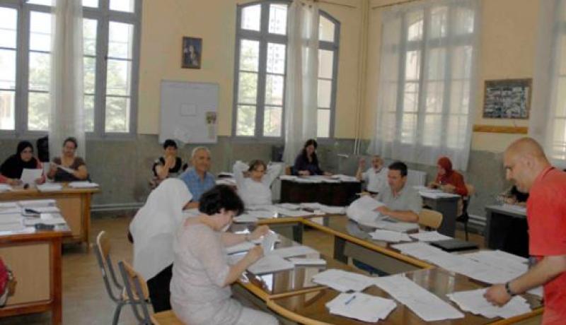تصحيح أوراق امتحانات بكالوريا دورة جوان 2013 تسيير في ظروف عادية بمراكز ولاية الجزائر