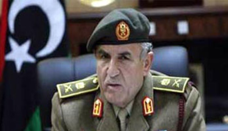 رئيس الأركان الليبى يتوعد منفذى الهجوم على القاعدة الجوية فى سبها
