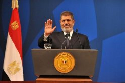 مرسي: إجراءات الجيش تمثل انقلابا عسكريا