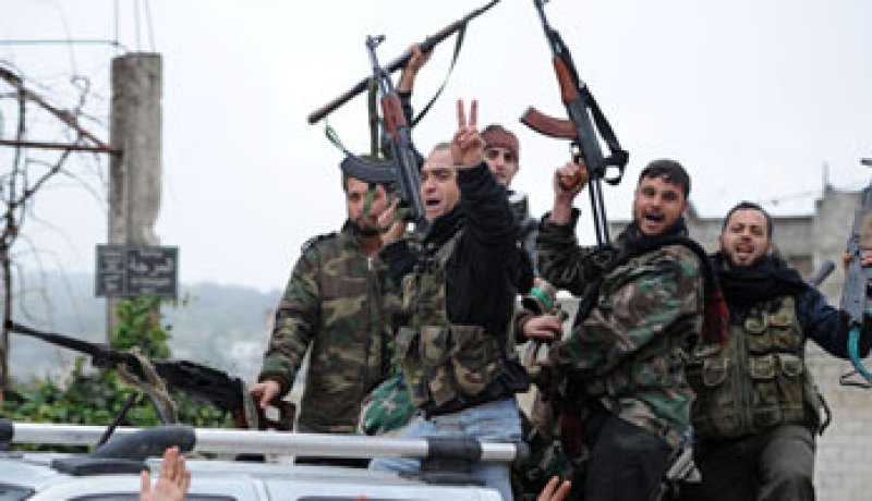 “الجيش الحر” يقتحم سجن حلب المركزى