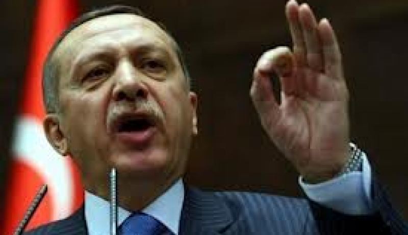 أردوغان يطالب فرنسا بكشف ملابسات مقتل ثلاث كرديات في باريس