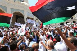 رئيس الحكومة الليبية يعلن العمل على اخلاء طرابلس من المظاهر المسلحة