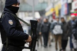 الشرطة التركية تمنع موكبًا لجنازة شاب تركي من التقدم إلى كيزيلاي بأنقرة
