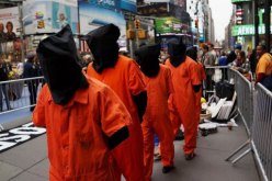 اكثر من نصف المعتقلين في غوانتانامو ينفذون اضرابا عن الطعام