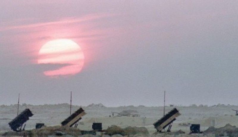 صورة ترصد توجيه السعودية لصواريخها “الباليستية” صوب إسرائيل وإيران من احدى قواعدها السرية في الصحراء