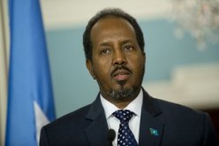 الرئيس الصومالي يقترح عفوا عن القراصنة الشباب
