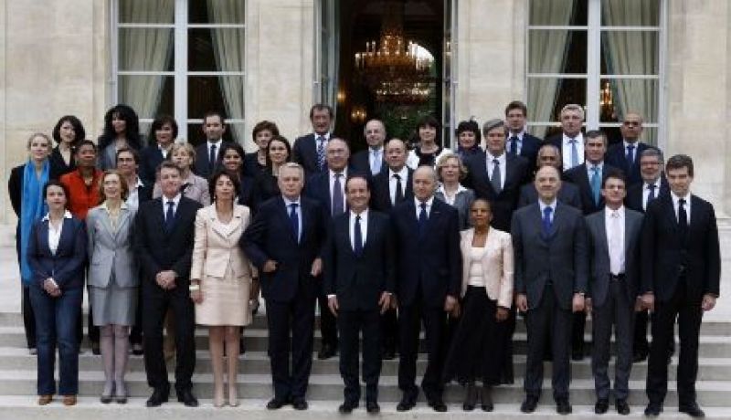 الوزراء في فرنسا ينشرون كشفا بممتلكاتهم
