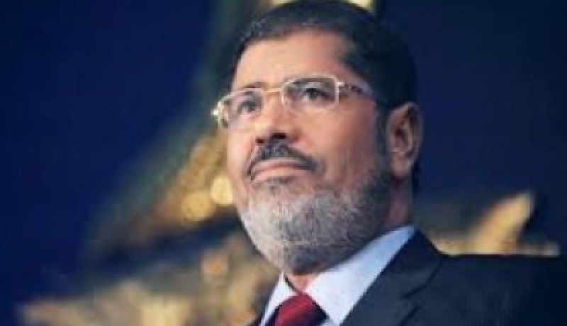 مرسي رفض توقيع أوراق المعاش وأصر على منحه راتب رئيس جمهورية