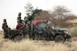 جنود ماليون غاضبون يتركون مواقعهم موقتا