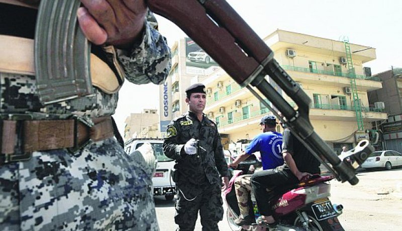 مقتل 2 من فوج حماية النجيفي والعثور على مخبأ متفجرات بنينوي العراقية بغداد
