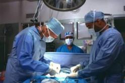 التوقيع على بروتوكول اتفاق لقدوم أطباء صينيين مختصين في طب العيون إلى الجزائر