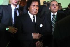 مثول احمد قذاف الدم ابن عم القذافي امام محكمة مصرية