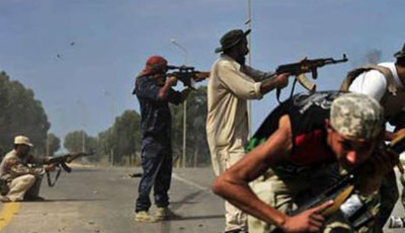 مجموعات مسلحة تقتحم وزارة المالية الليبية
