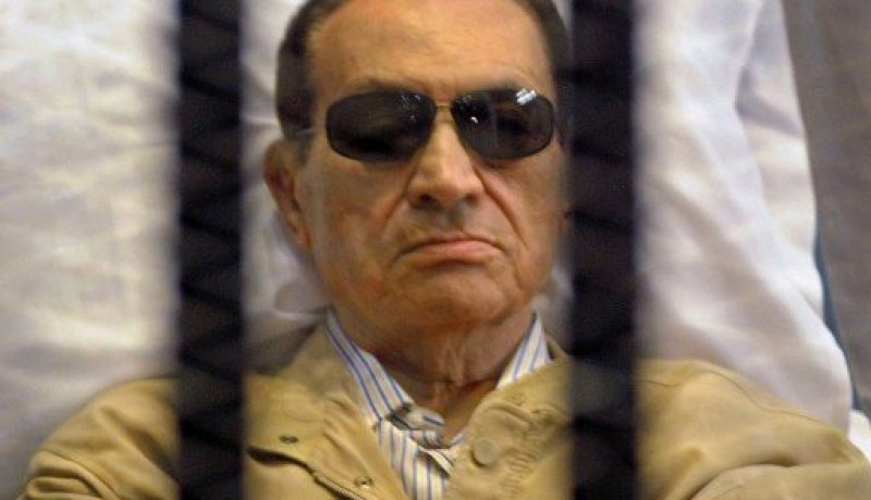 وزير العدل المصري يؤيد فكرة العفو عن حسني مبارك