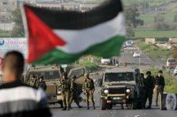 الفلسطينيون ينتفضون ضد مخطط برافر خوفا من تشرد 100 ألف بدوى