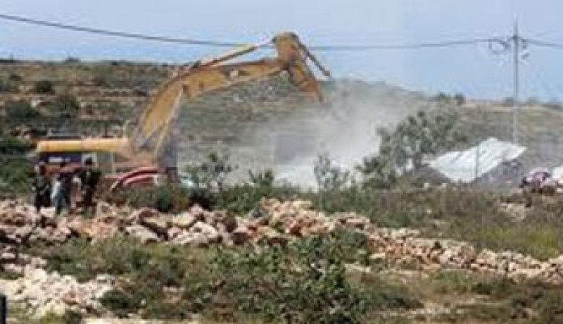 إسرائيل تسلم سكان 28 منزلا بالقدس إخطارات بإخلائها