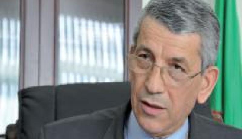 وزارة التربية بصدد دراسة مطالب الاتحاد الوطني لعمال التربية والتكوين