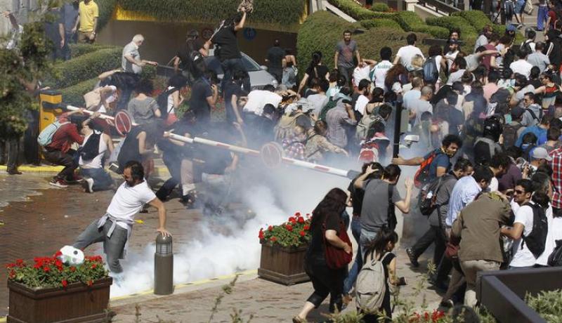 قنصل مصر بإسطنبول: أنشأنا غرفة عمليات للتواصل مع الجالية المصرية